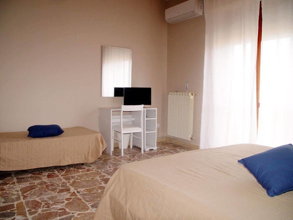 B&B Don Pedro Riposto ภายนอก รูปภาพ